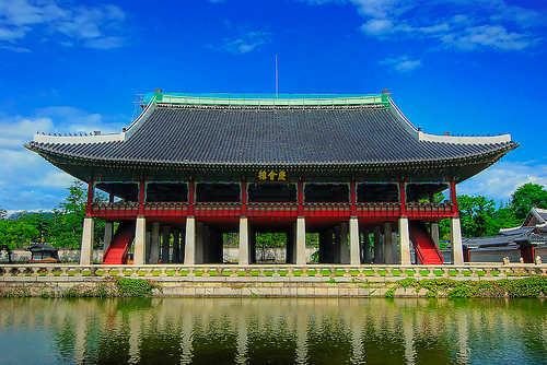 Gyeongbok_Palace_main_attraction.png