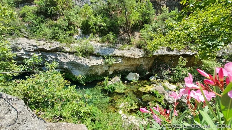 Antalya Güver Uçurumu