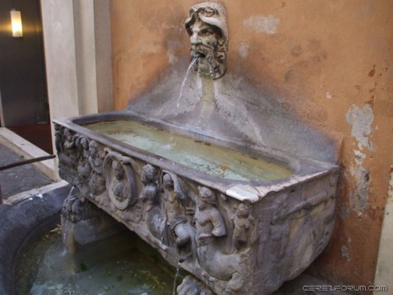 Antik Roma döneminde ağız gargarası olarak idrar