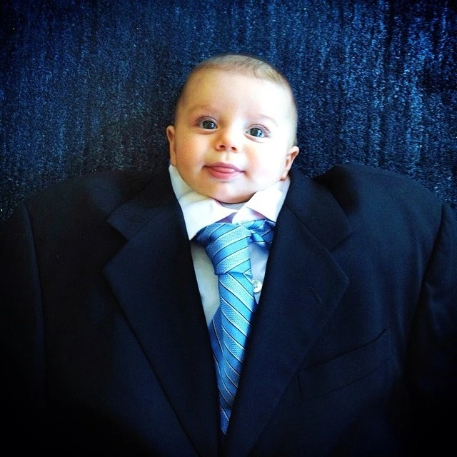 babiesinsuits11.jpg