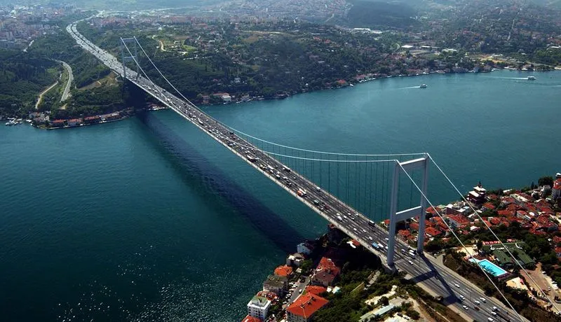 Boğaziçi ve Fatih Sultan Mehmet Köprüsü
