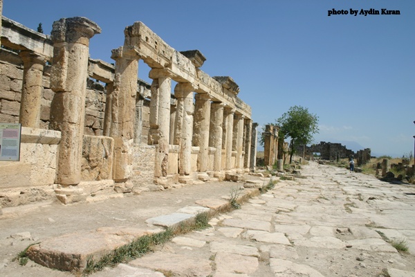Hierapolis3.jpg