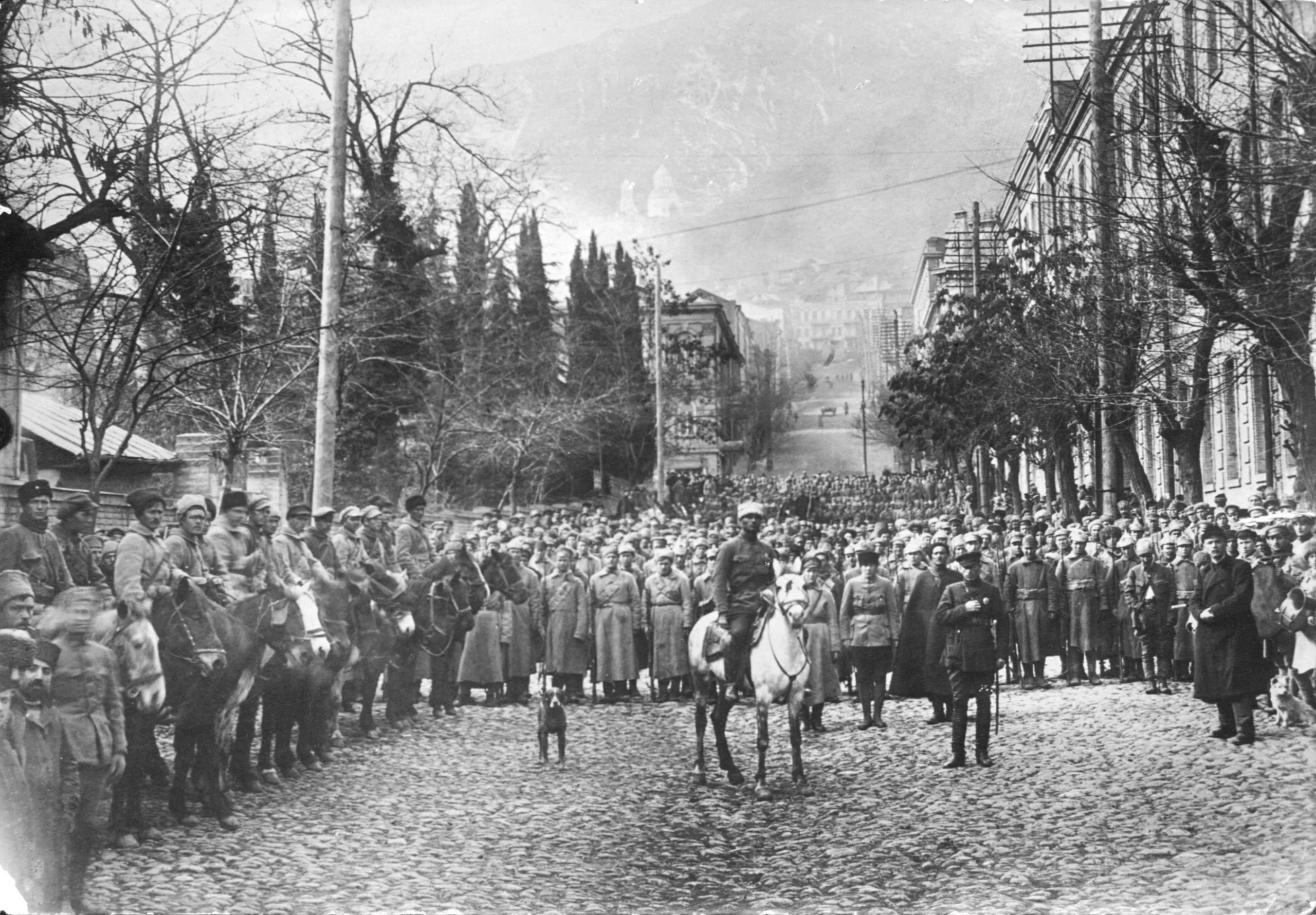Red_Army_in_Tiflis_Feb_25_1921.jpg