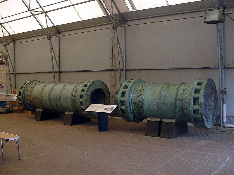 800px-Great_Turkish_Bombard_at_Fort_Nelson.JPG