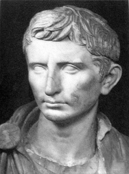 445px-Augustus_Statue.JPG
