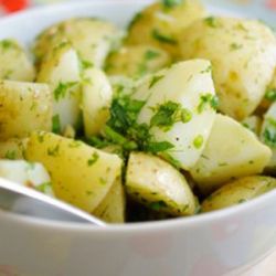 hafif-patates-salatasi.jpg