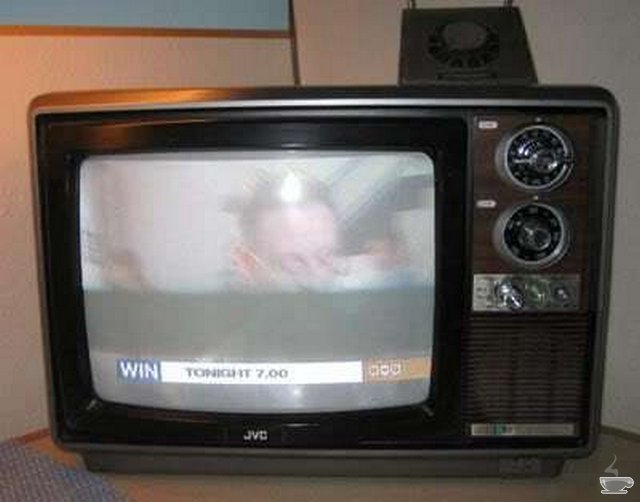 eski-televizyonlar-08.JPG