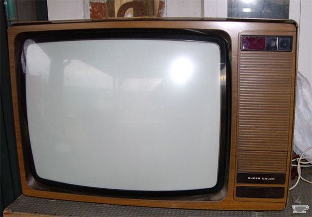 eski-televizyonlar-03.JPG
