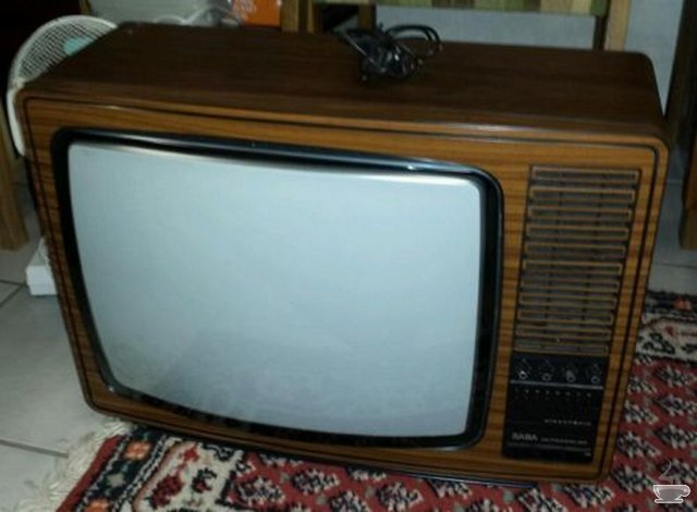 eski-televizyonlar-04.JPG