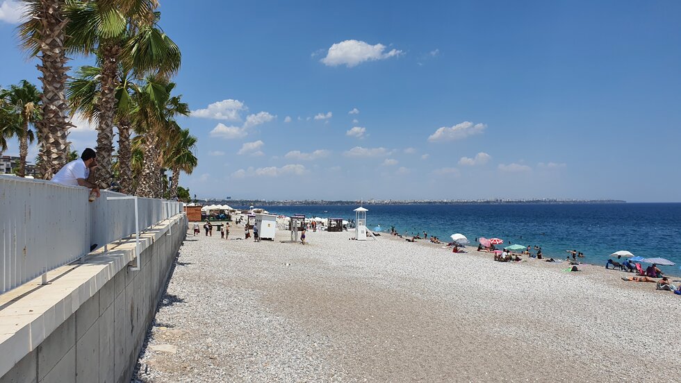 Antalya Konyaaltı sahili