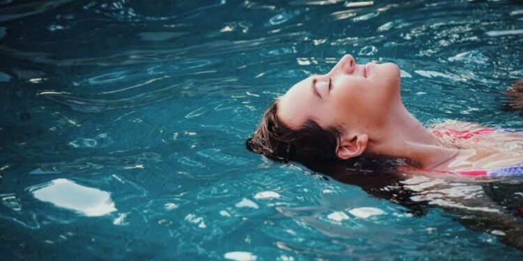 Zihinden Bedene: Yüzmenin Sağlığınız Üzerindeki 11 Etkisi